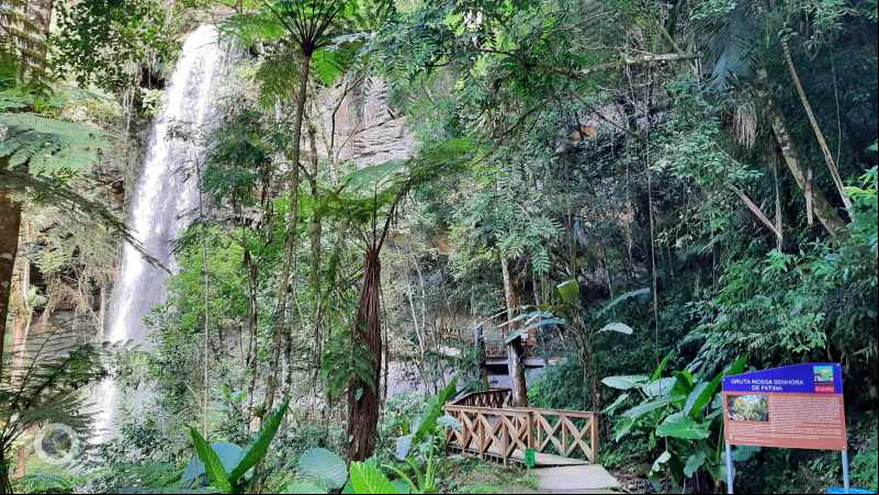 Gruta Nossa Senhora de F